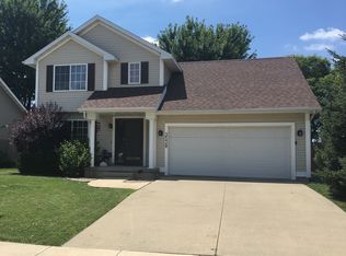 3528 Falcon View Rd SW, Cedar Rapids, IA 52404