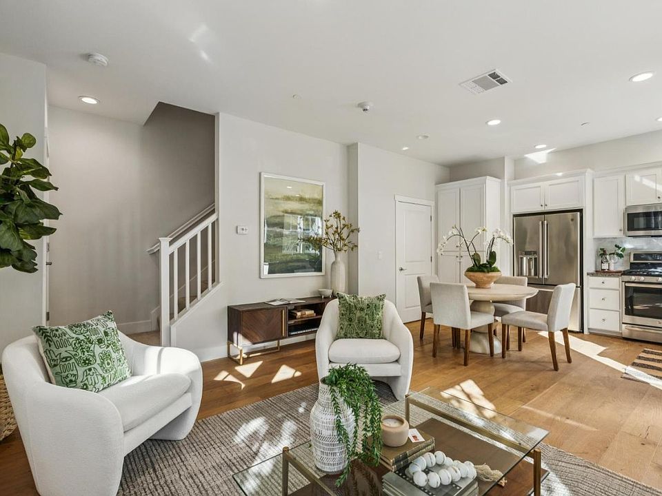 1st image of 160 Tilton Ave