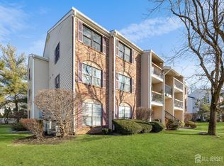 440 Danbury Ln, East Brunswick, NJ 08816