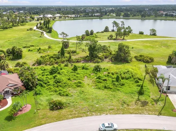 22 Or 24 Sportsman Pl, Rotonda West, FL 33947