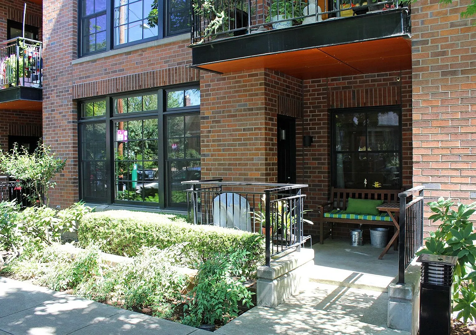 1 Bedroom Ground Floor Condo at The Vaux - Northwest PDX Living at Its Best! — Photo 4
