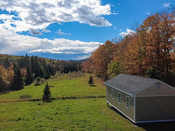 3rd image of Maple Lane