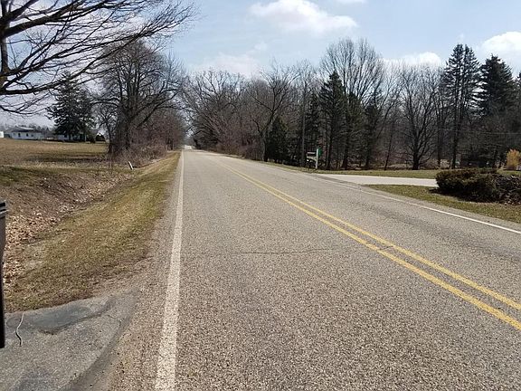 5th image of 3520 Potters Rd