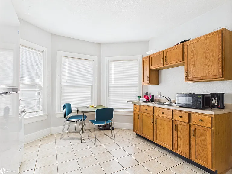 717 Franklin St — Photo 6