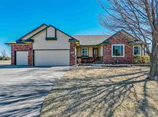 2609 W Keywest Ct, Wichita, KS 67204