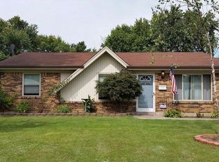 5214 Mount Blanc Rd, Louisville, KY 40216