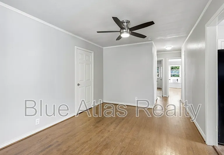 3643 Lafayette Ave #1 — Photo 6