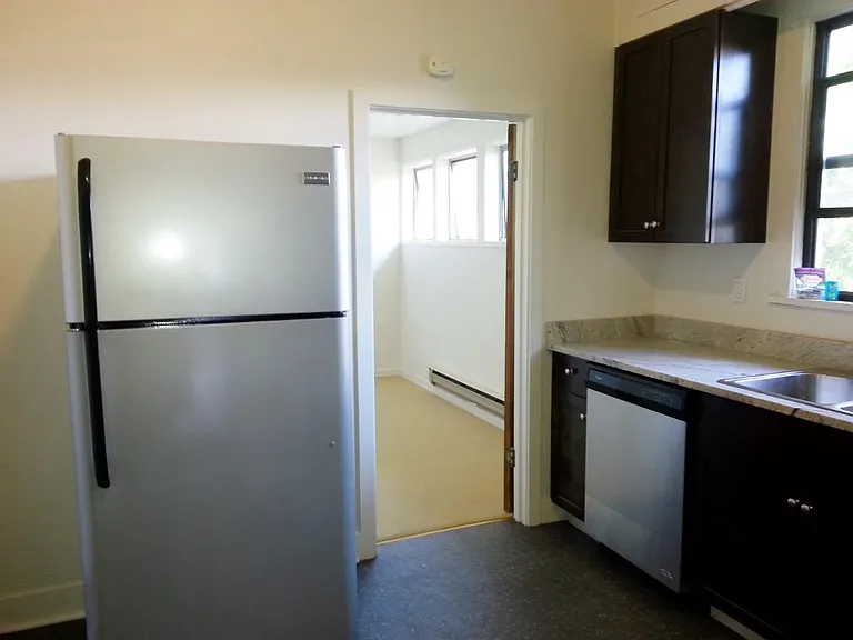 3636 Ashworth Ave N #4 — Photo 5
