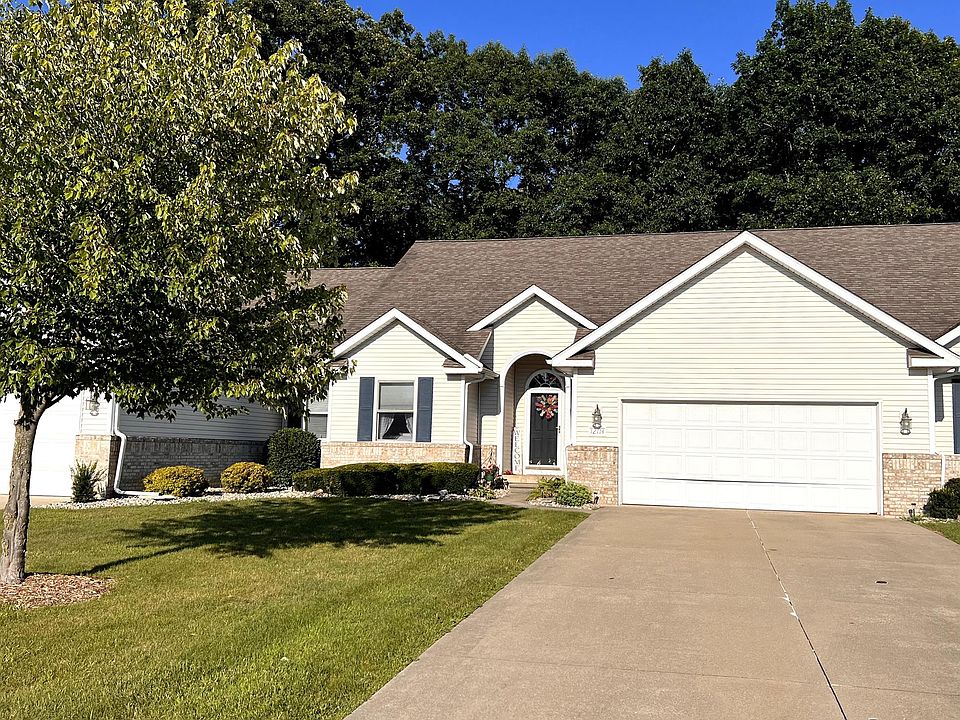 1st image of 12114 Schonborn Pl
