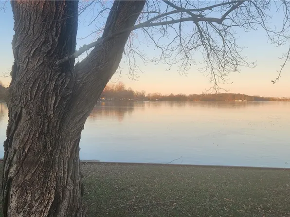 Prahls Dr, Neoga, IL 62447