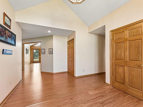 5th image of 11702 240th St