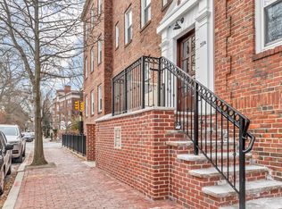 Harvard Lee, Cambridge, MA 02139