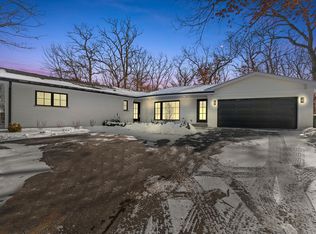 515 Briar Ln, Lake Forest, IL 60045