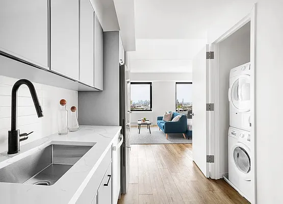 Rented by MNS | media 17