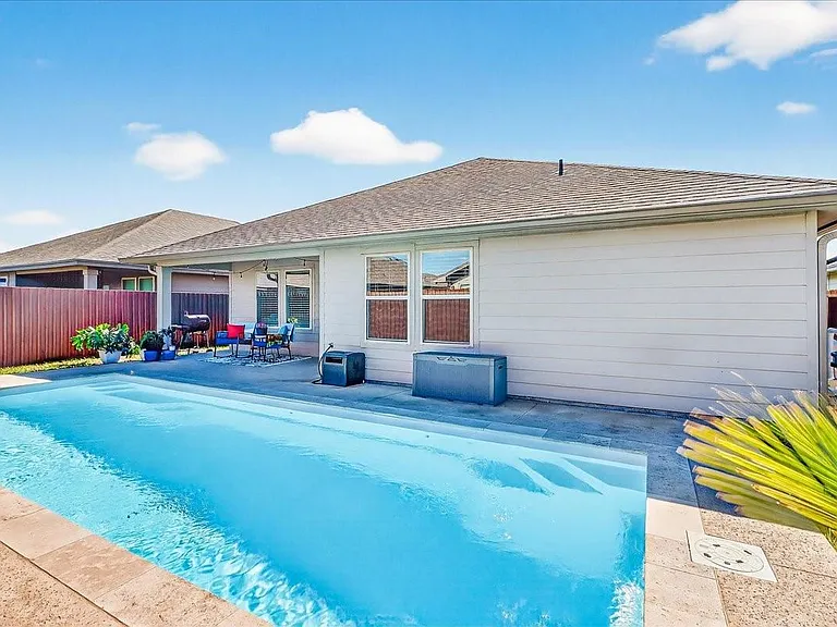 7826 Bullrider Dr — Photo 36