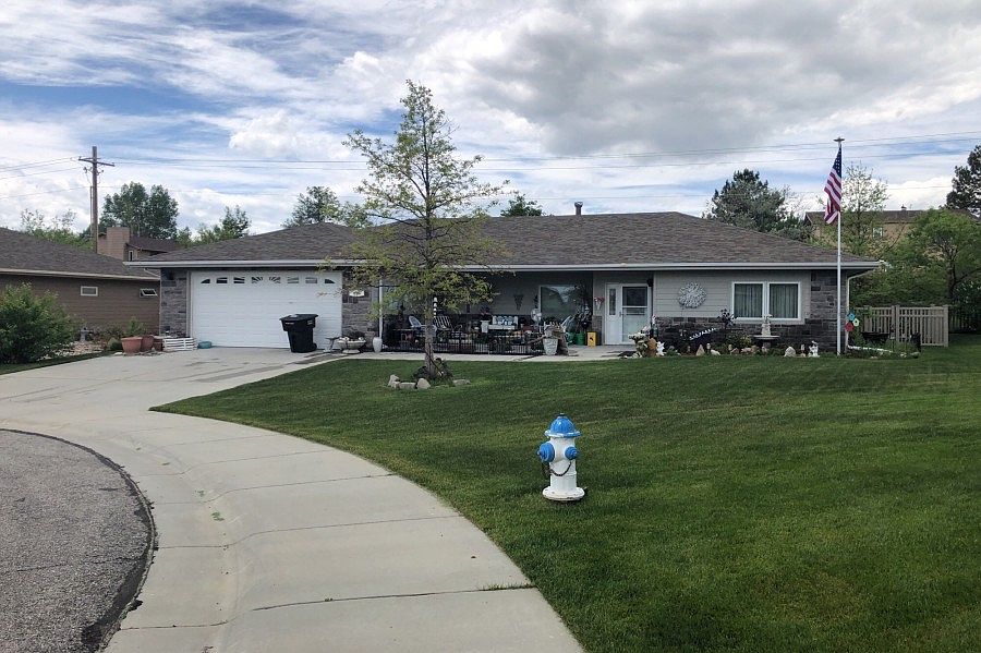2nd image of 830 Recluse Ct