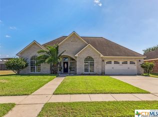 110 Summerwind Dr, Victoria, TX 77904