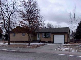 902 W 18th St, Scottsbluff, NE 69361