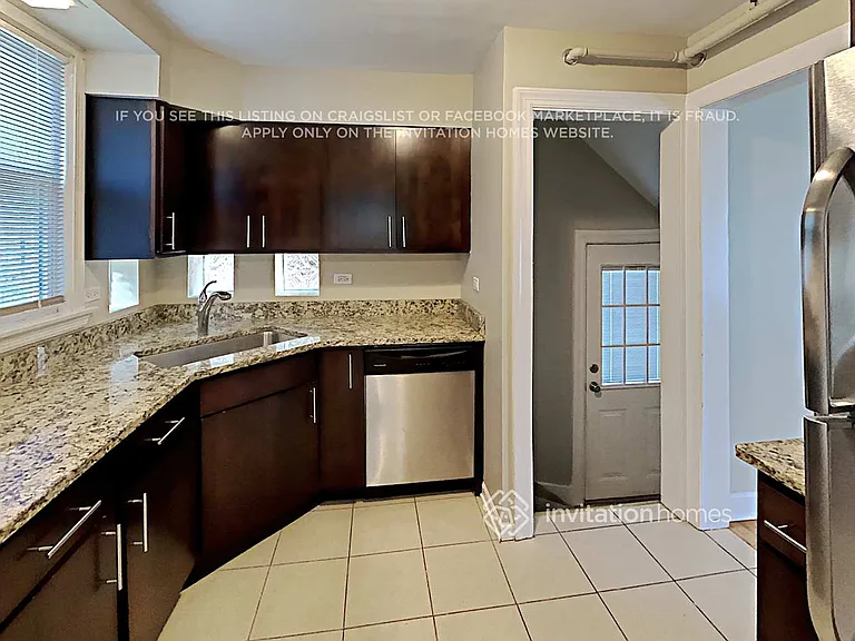 6710 N Central Park Ave — Photo 11