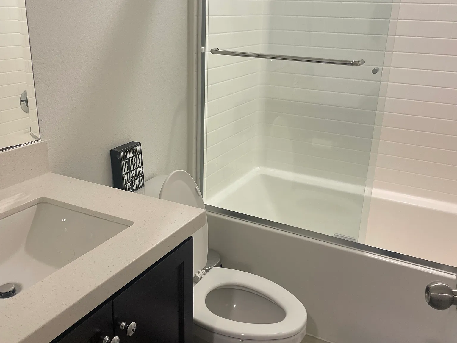 4 bed, 2.5 bath, 2282 sqft, $940 — Photo 4