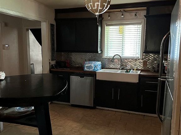 4th image of 38 Merrydell Drive