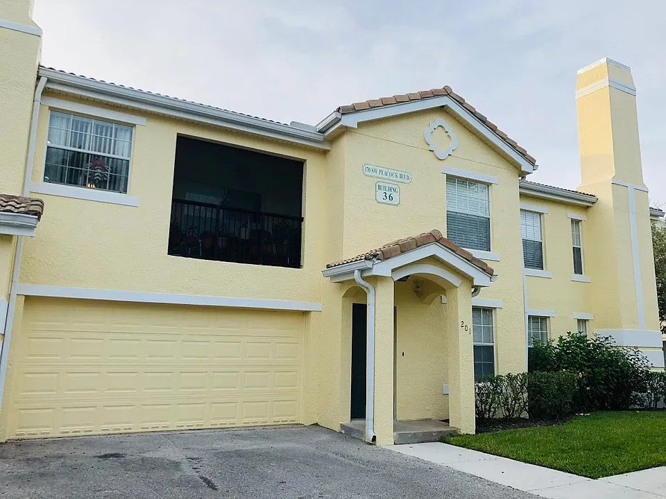 170 SW Peacock Blvd #36-201