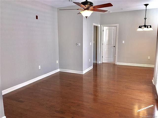 2nd image of 1829 Kenilworth Ave Unit 210