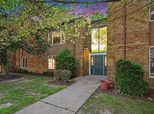 466 Barkwood Ct NW, Grand Rapids, MI 49534