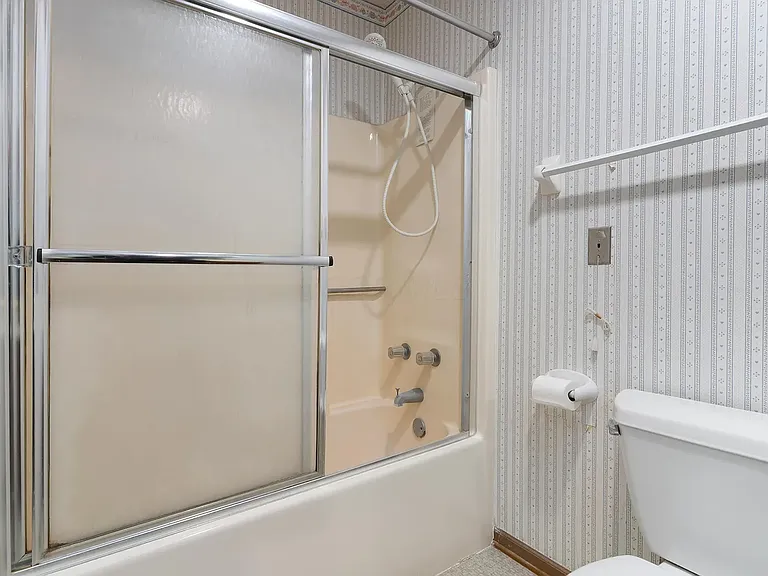 3941 Karl Rd #326 — Photo 8