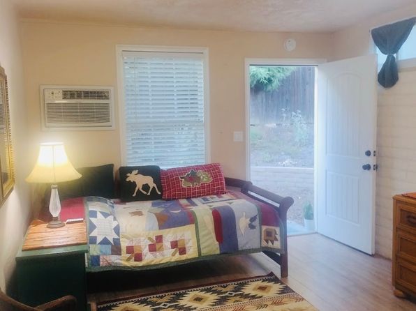 (undisclosed Address)