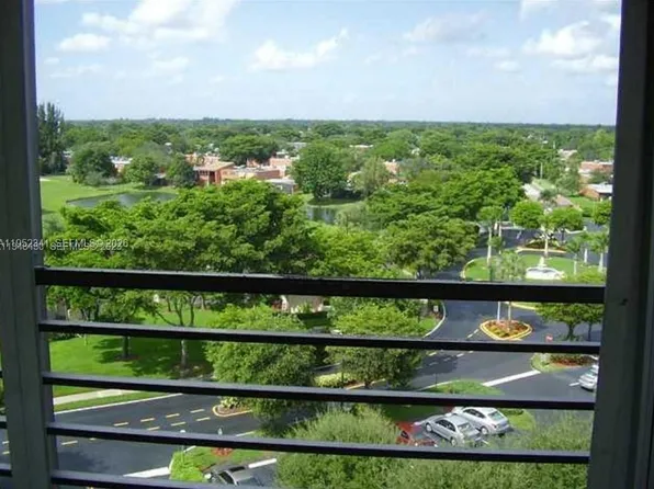 1300 Saint Charles Pl #Penthouse 15, Pembroke Pines, FL 33026