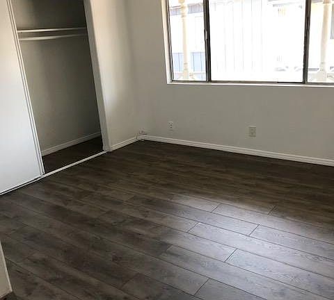 5th image of 12554 Brookshire Ave APT 2