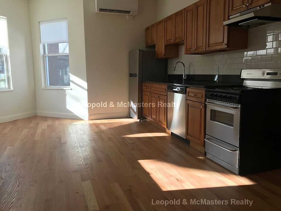 2nd image of 379 Harvard St APT 2C