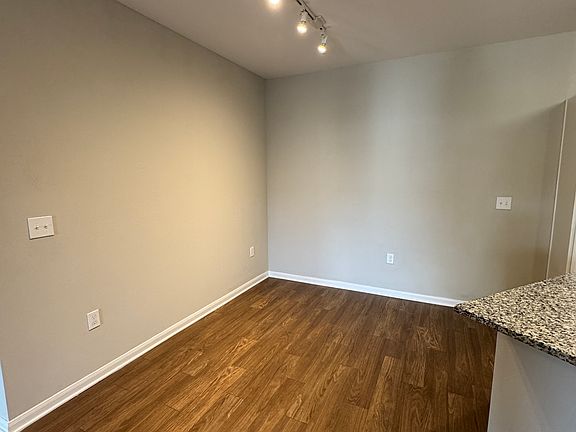 5th image of 315 Willow Grove Way #816