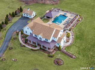 42 Starr Ln, Bethel, CT 06801