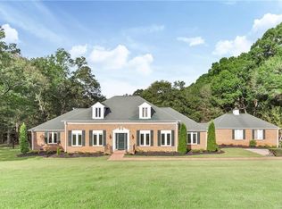 201 Autumn Ln, Belton, SC 29627