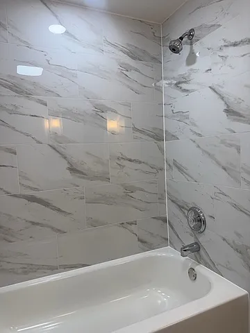 418 Beloit St #15 — Photo 20