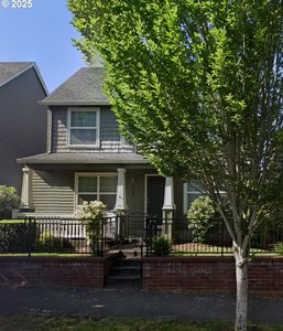 6399 NE Chestnut St, Hillsboro, OR, 97124