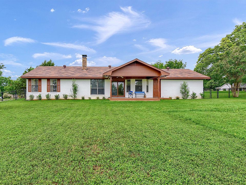 1st image of 407 Cocopa Dr