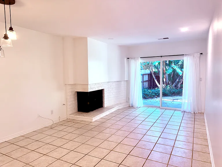 3713 Mariana Way #B — Photo 3