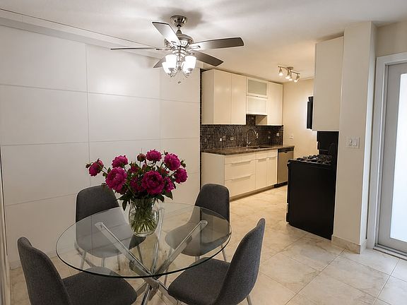3rd image of 421 NE 1st St APT 217