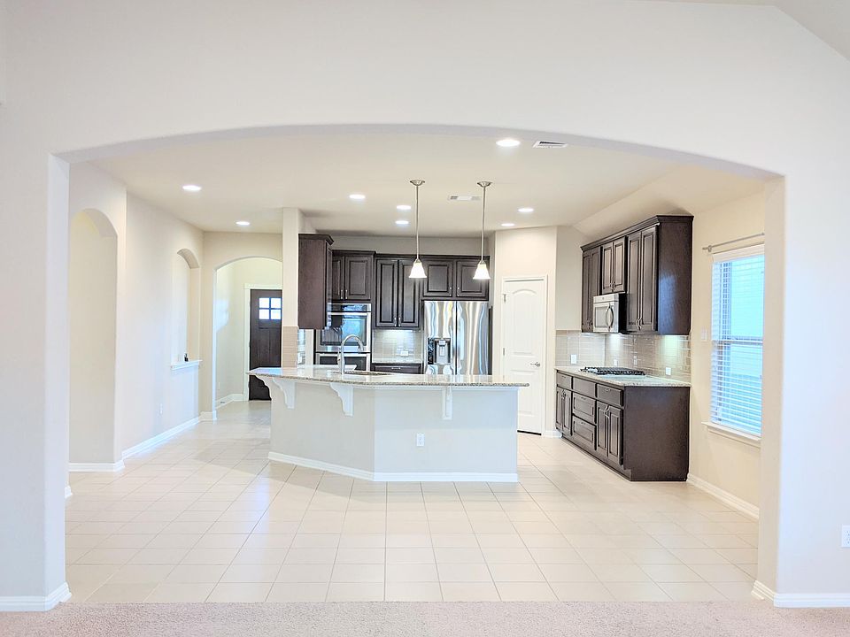 Rancho Sienna home filled with upgrades and an awesome kitchen!