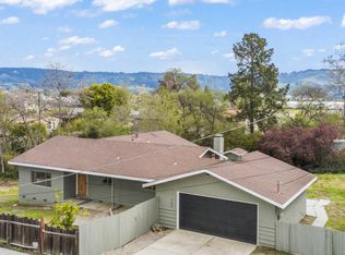 121 Klassen Ln, Watsonville, CA 95076