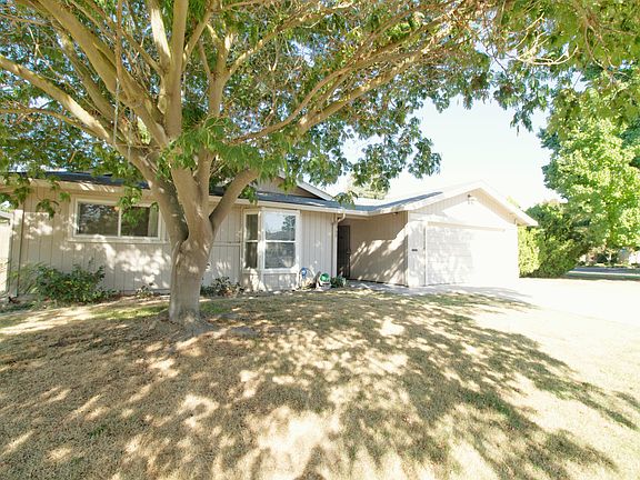 2nd image of 6280 Lake Park Dr