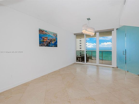 5th image of 19111 Collins Ave APT 1007