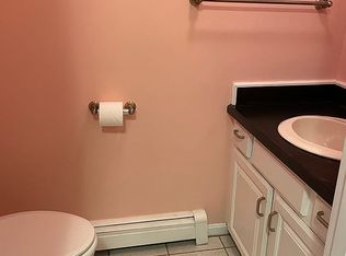 111 Kenyon Ave, Warwick, RI 02886