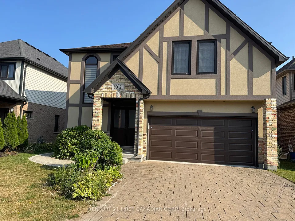 1961 Cedarpark Dr