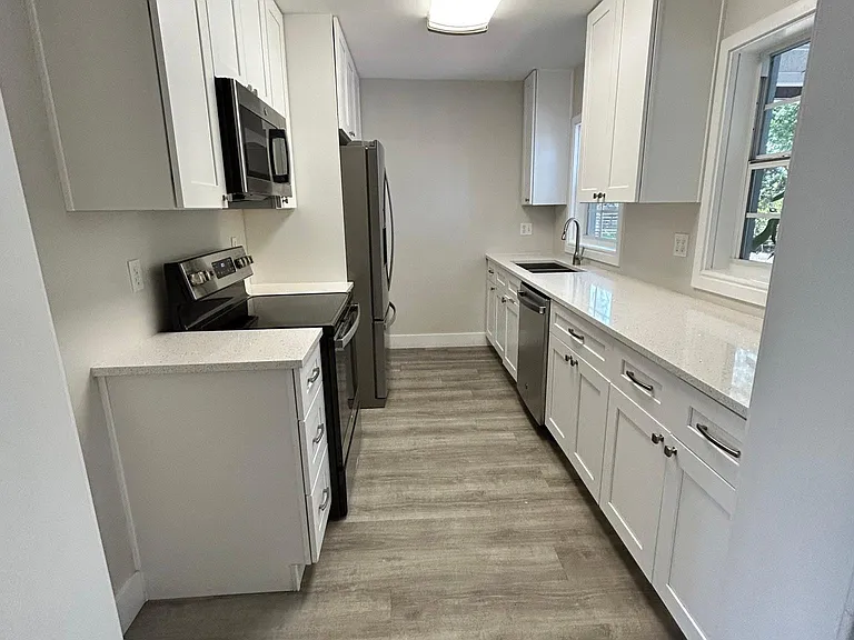 826 S Primrose Dr — Photo 4