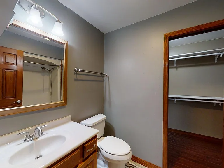 4217 Glen Oaks Dr — Photo 10