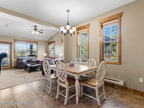 4th image of 715 Moraine Ct #26